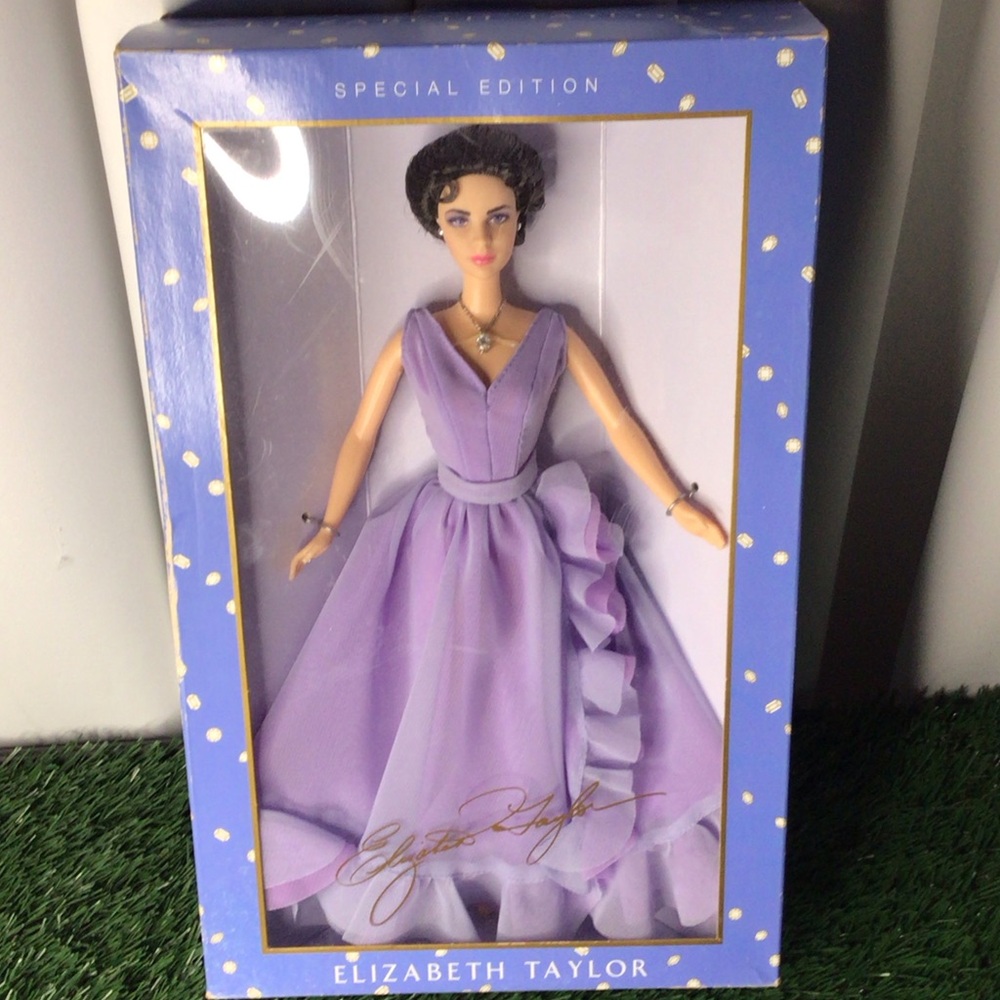 Collectible Barbie special edition lot703